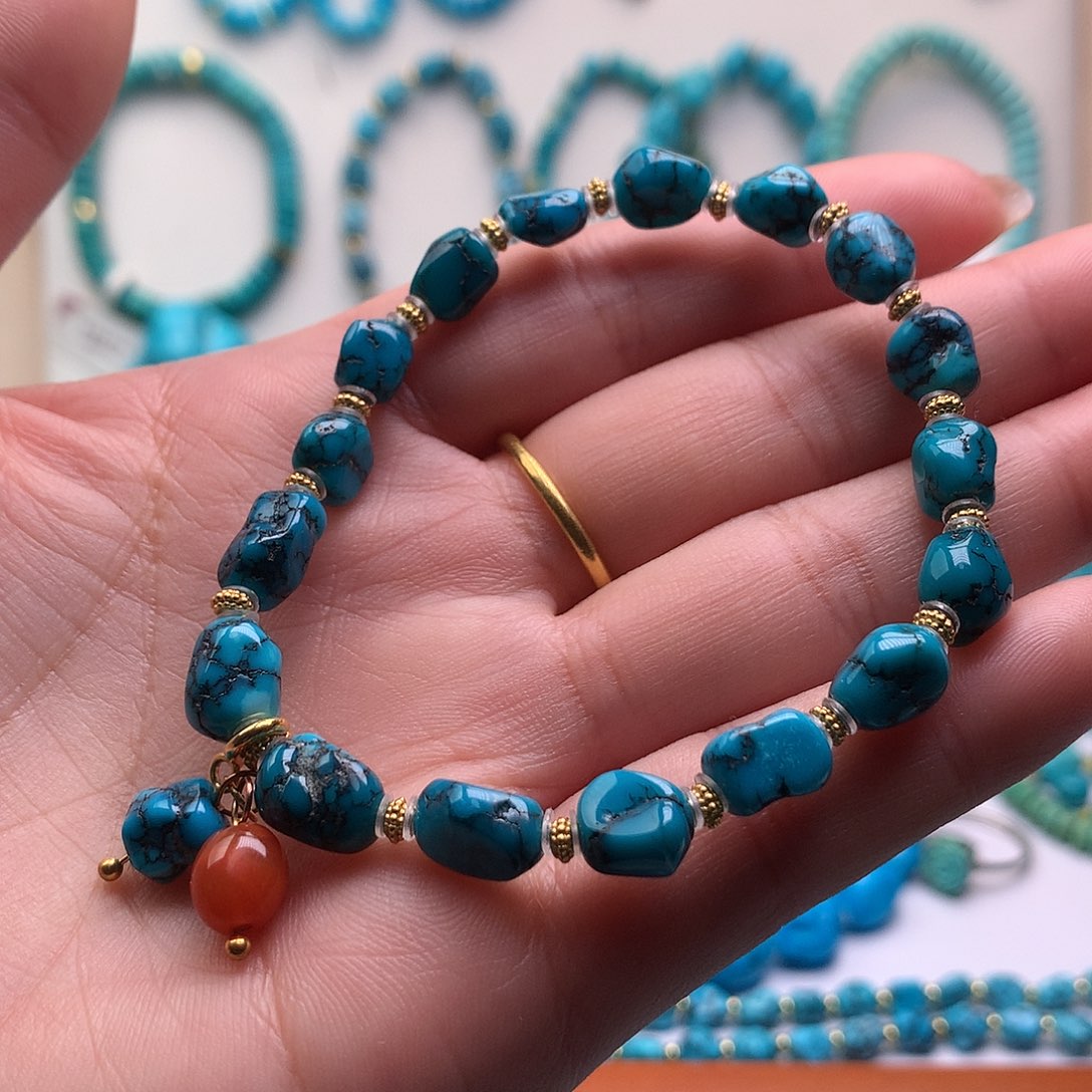 绿松石未镶嵌珠宝奇石