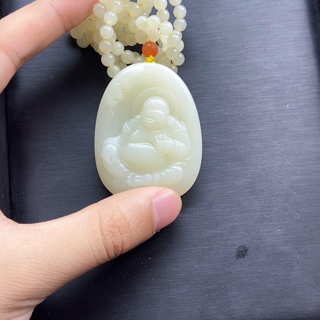 吊坠(赠链)未镶嵌和田玉