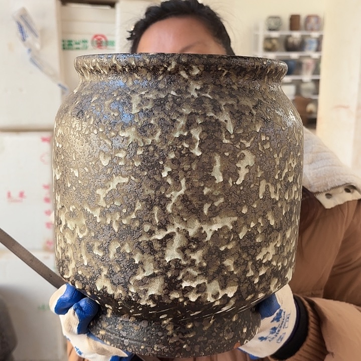 瑕疵高27口20花盆