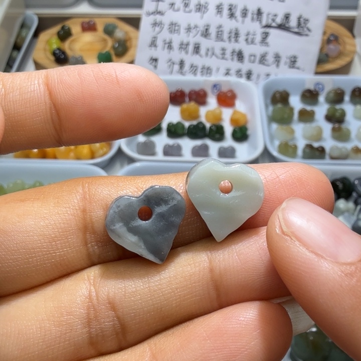 和田玉未镶嵌珠宝奇石