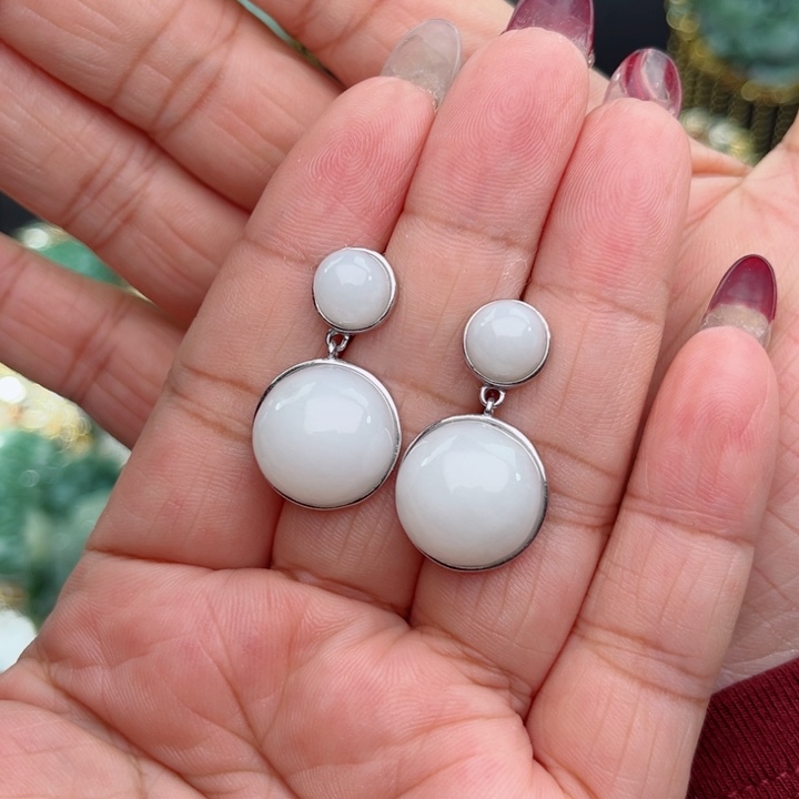 透闪石-蛇纹石玉耳坠银S925镶嵌小**脉