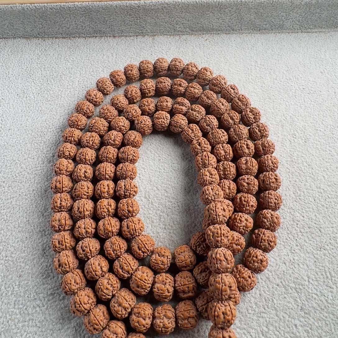 金刚菩提吊坠老树红皮梅花