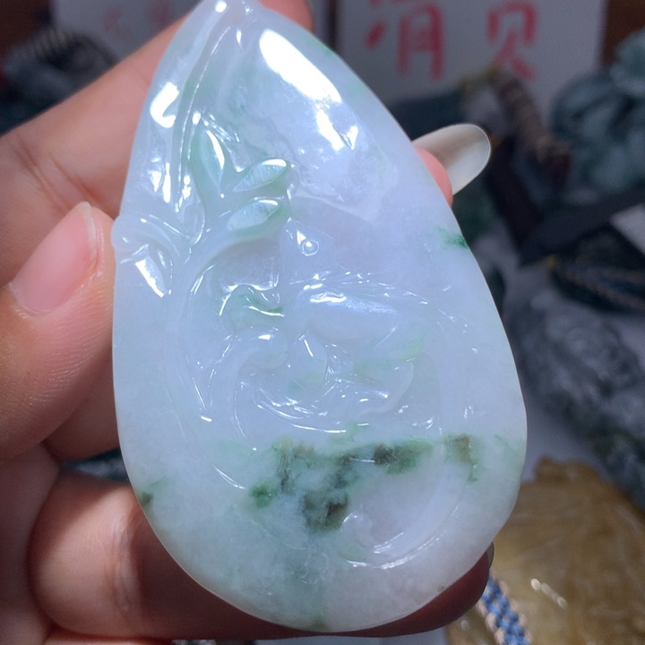 翡翠颈饰未镶嵌保真天然A货翡翠