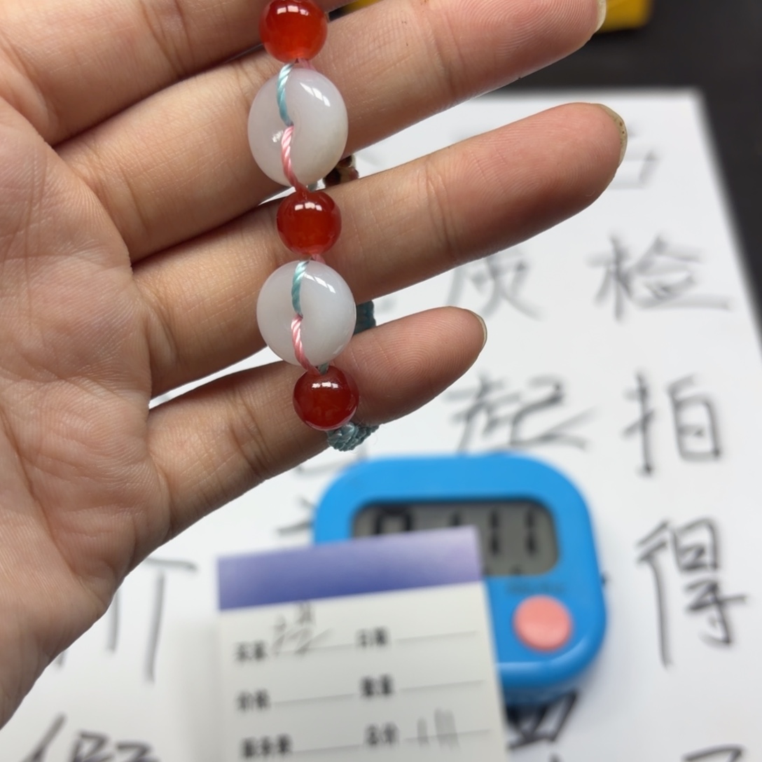 垲***翡翠未镶嵌挂件。。。