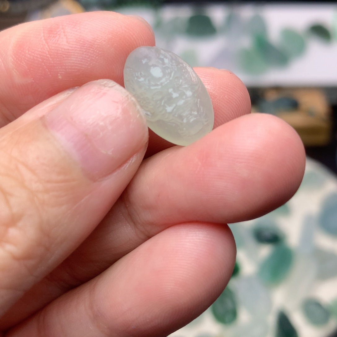 未镶嵌定制翡翠龙头