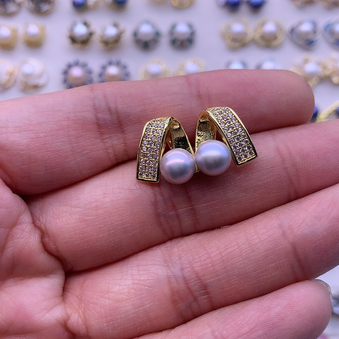 淡水珍珠耳饰合金