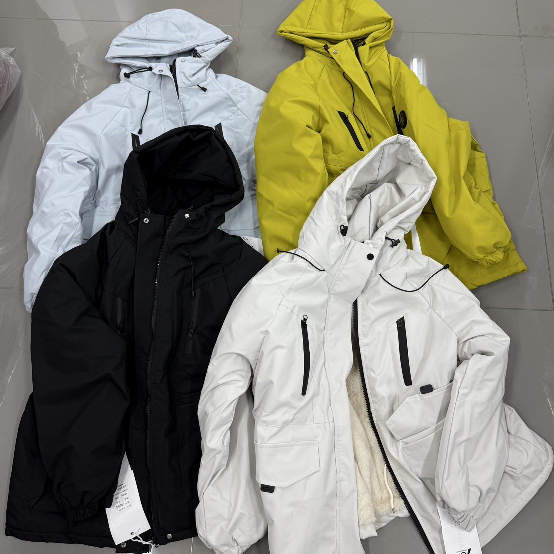 欧阳#内里加厚毛毛帽收腰外套