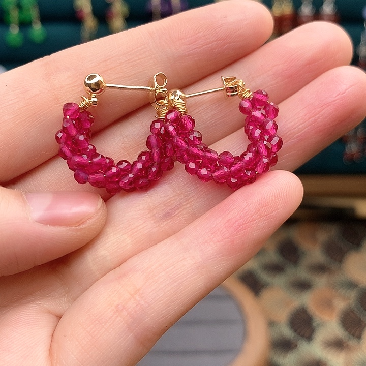 石英质玉耳钉合金