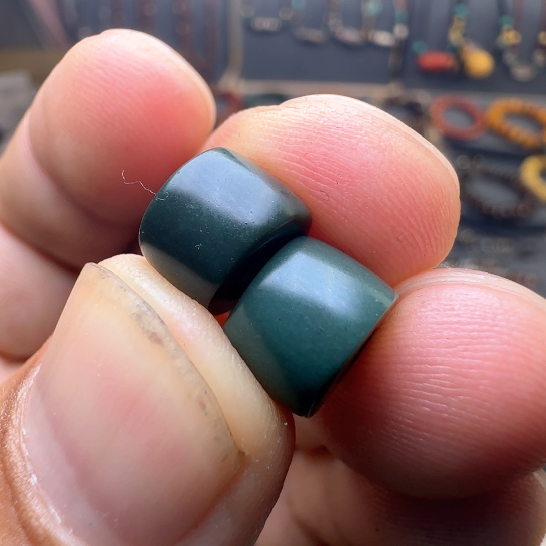 石英质玉单未镶嵌