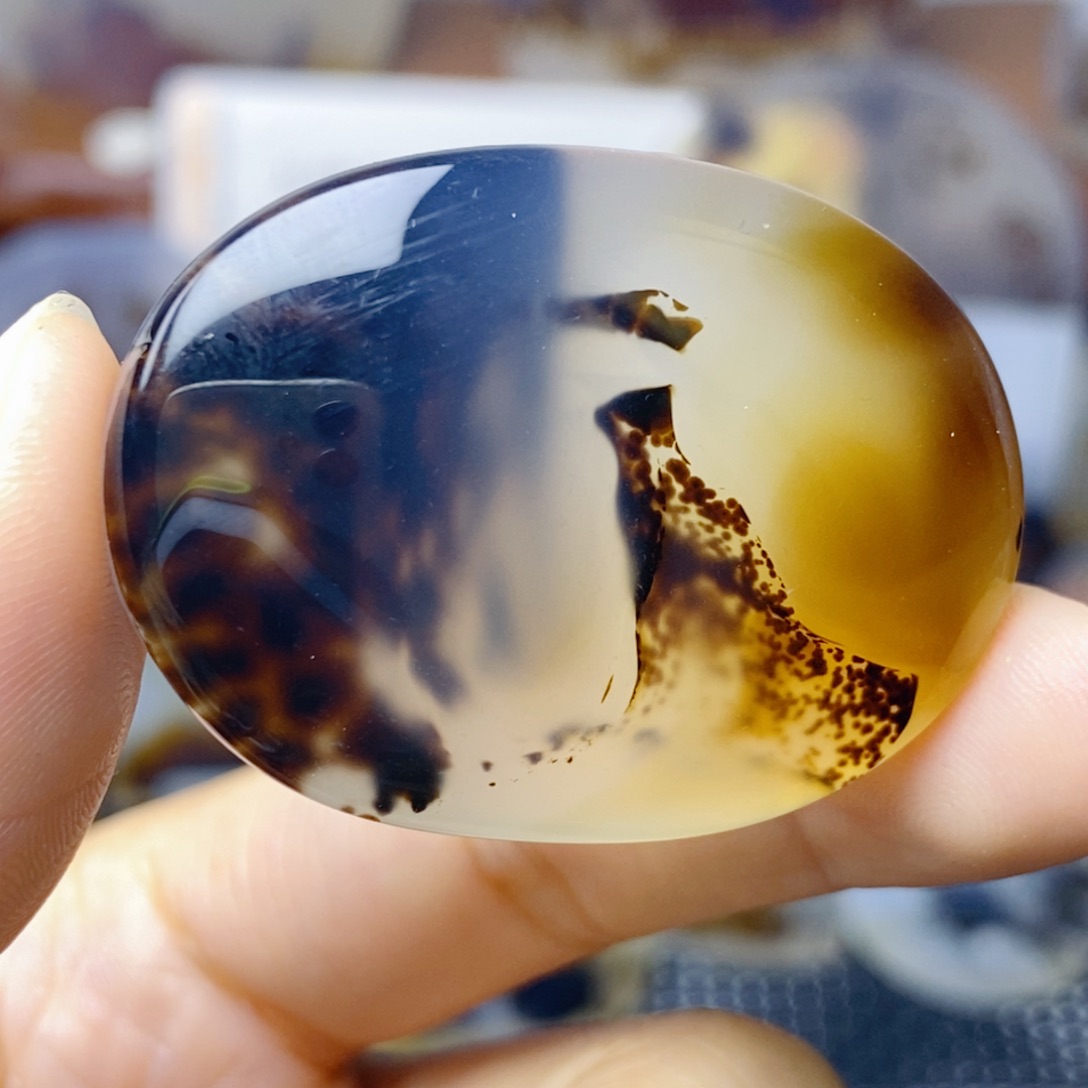 玛瑙/玉髓未镶嵌珠宝奇石