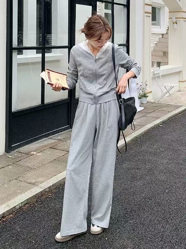 02176#设计感蕾丝休闲运动时尚减龄两件套【直播间为准】