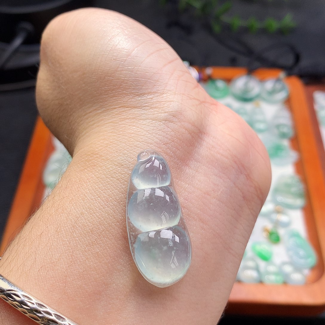 吊坠(不含链)未镶嵌翡翠福豆