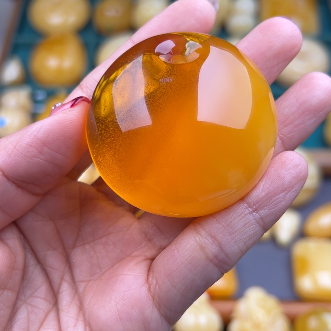 琥珀颈饰未镶嵌纯天然琥珀蜜蜡无优化