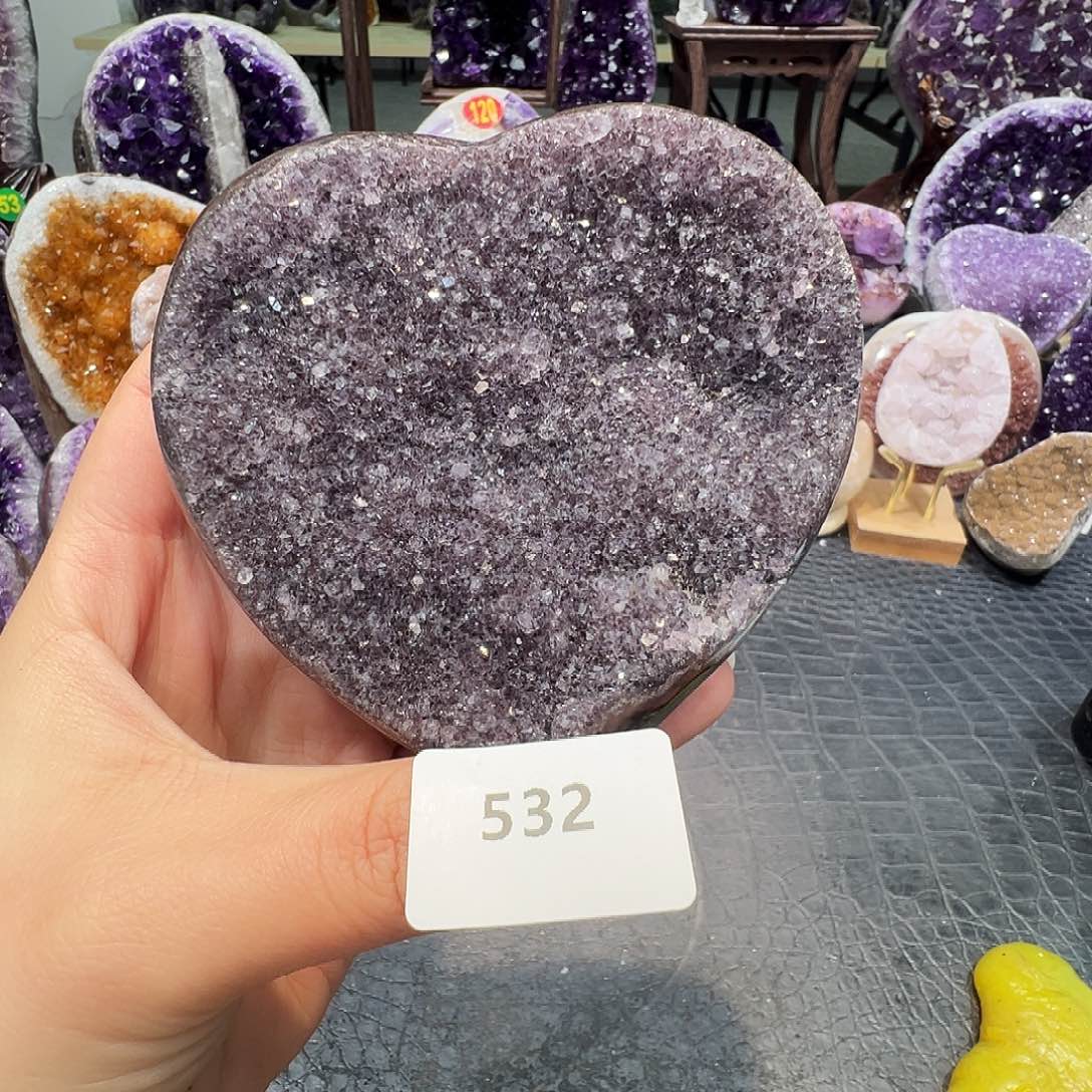 珠宝半成品未镶嵌紫晶