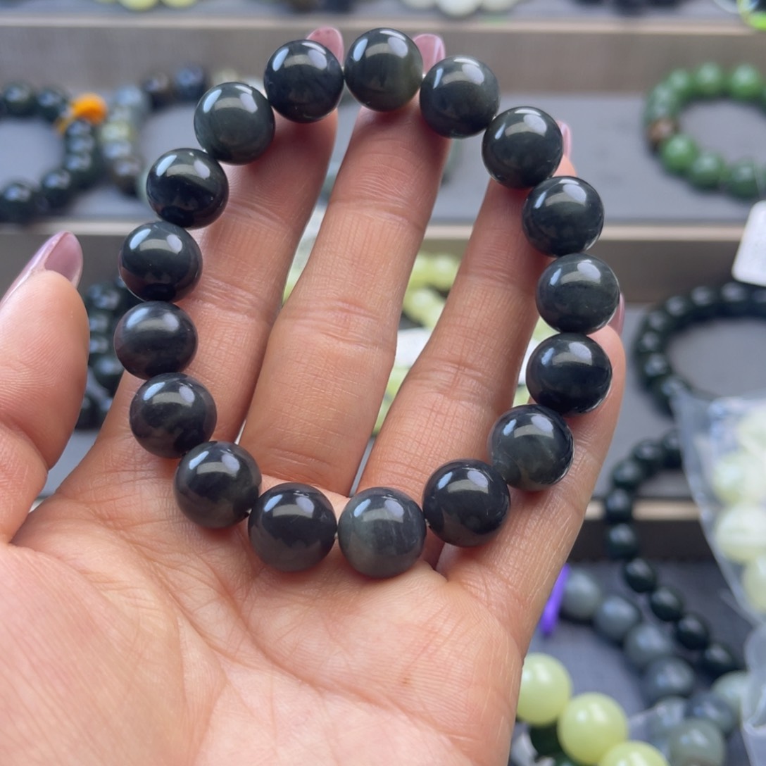 和田玉手链未镶嵌