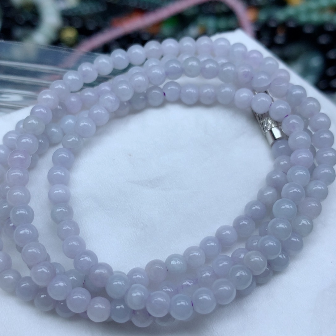 翡翠颈饰未镶嵌手串