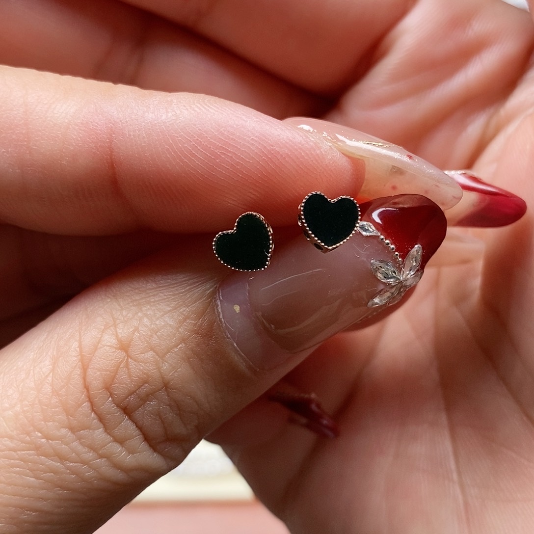 翡翠耳饰18K金镶嵌墨翠