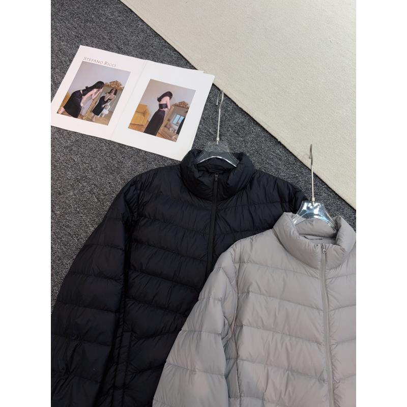 黑色、灰色轻薄立领羽绒服