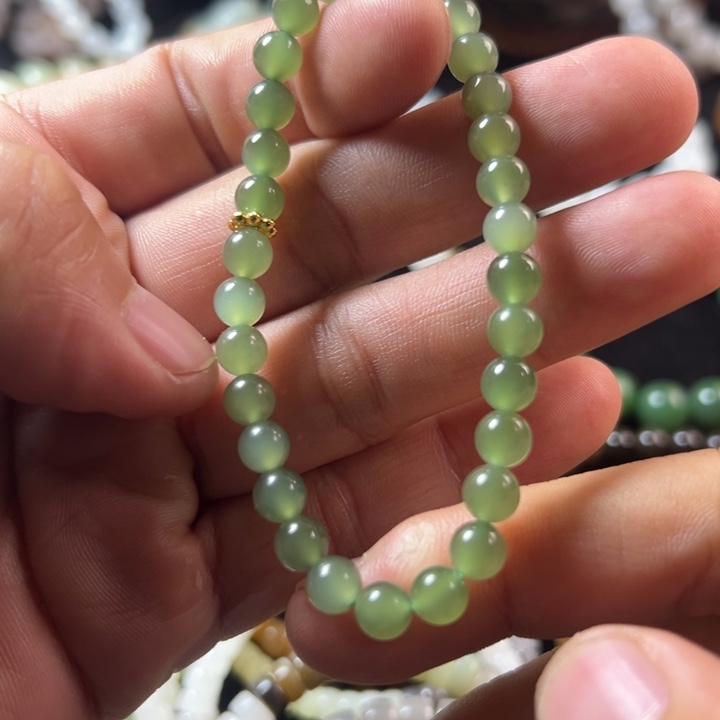 和田玉未镶嵌手串