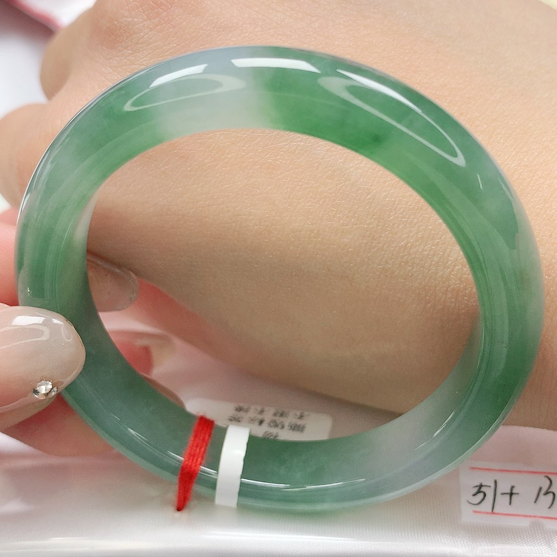 【闪购商品】翡翠手镯未镶嵌缅甸天然A货翡翠