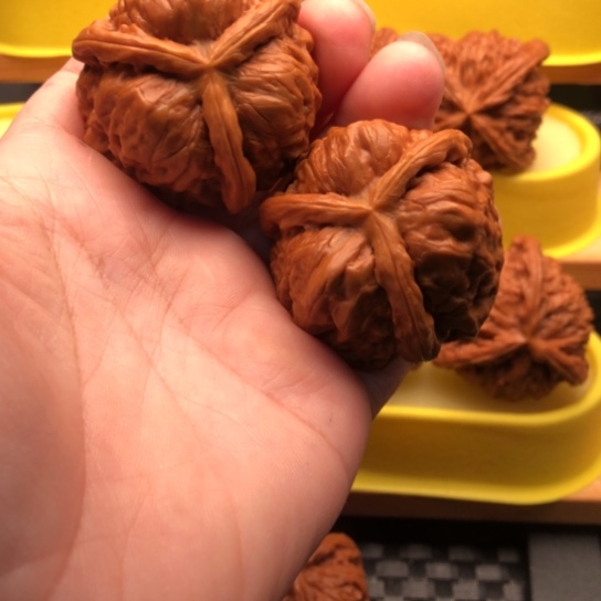 刘***生吊坠文玩核桃核桃