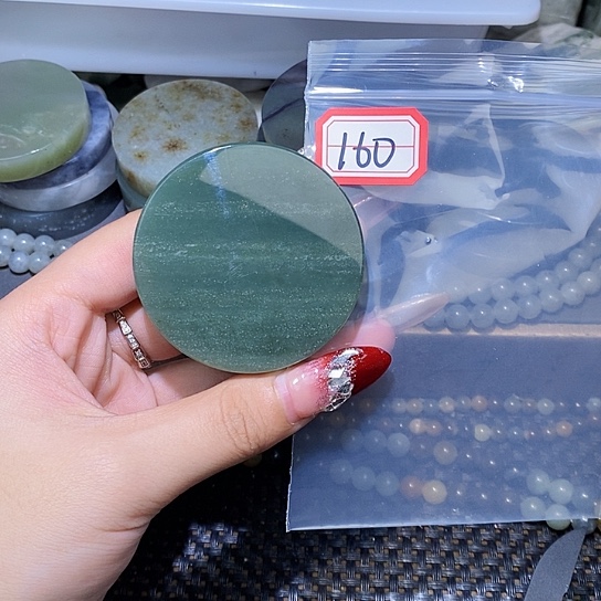 和田玉和田玉边角料随机发未镶嵌