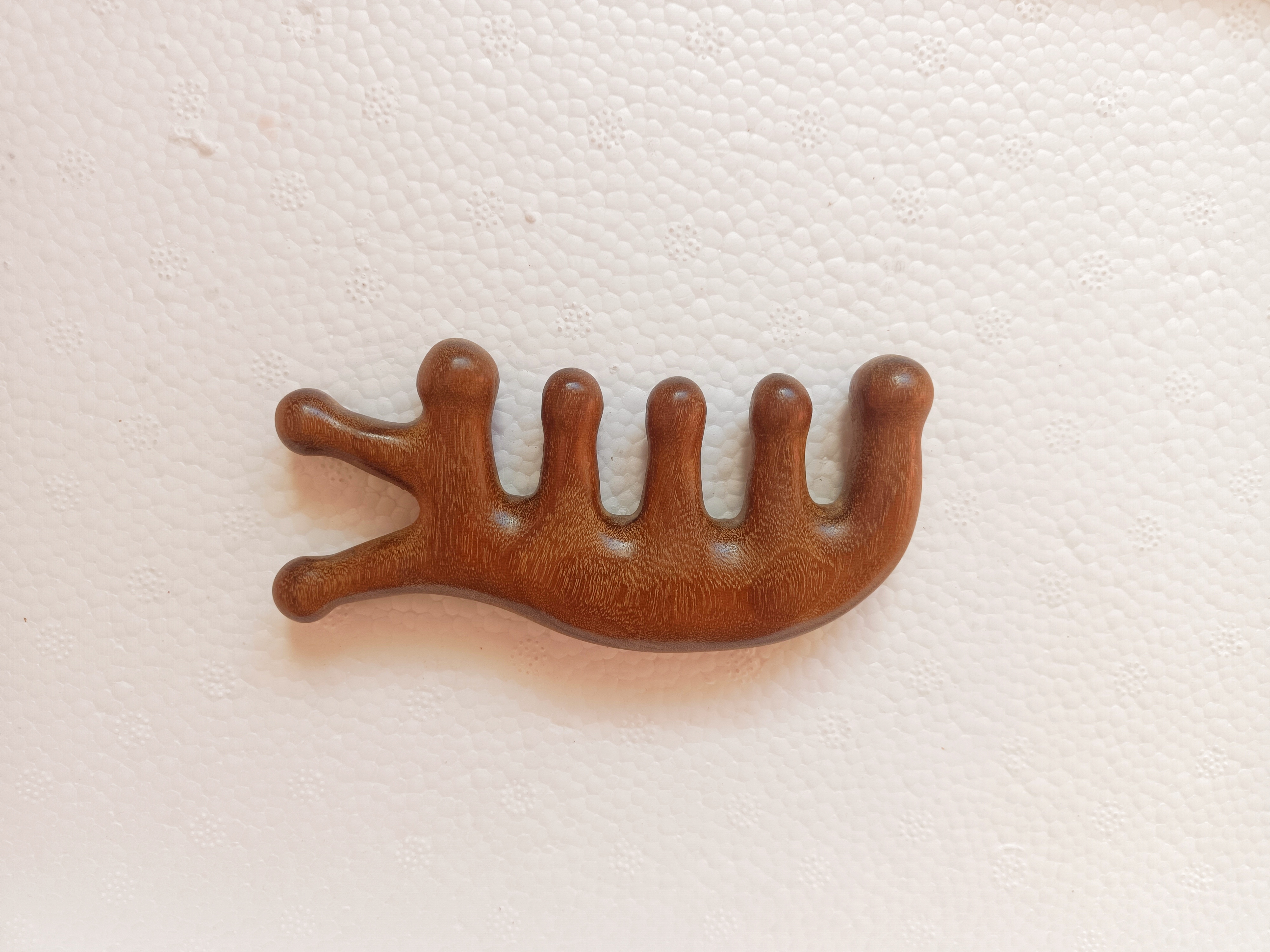 绿檀按摩梳可吐丝可结晶