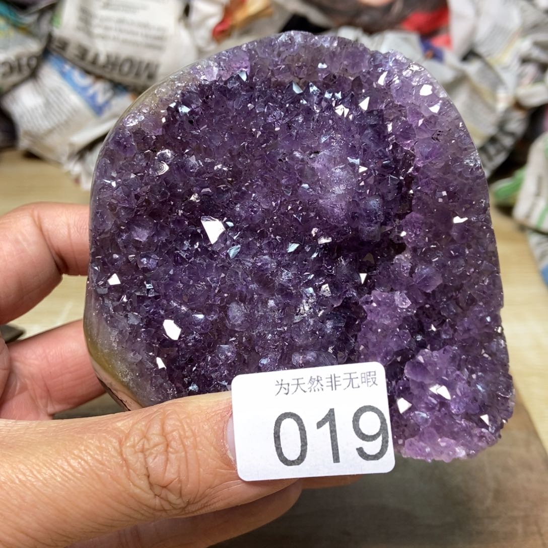 紫晶天然水晶摆件未镶嵌