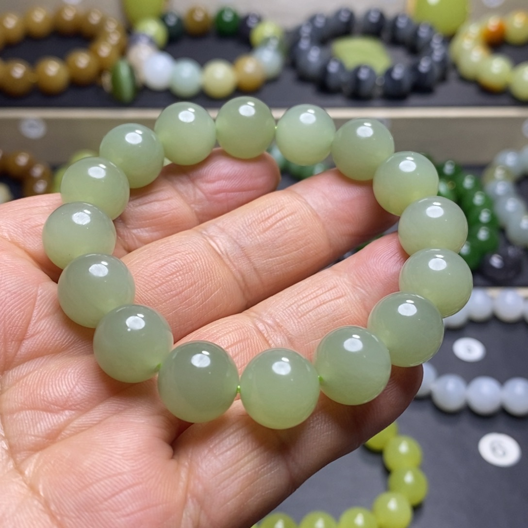 和田玉手串未镶嵌