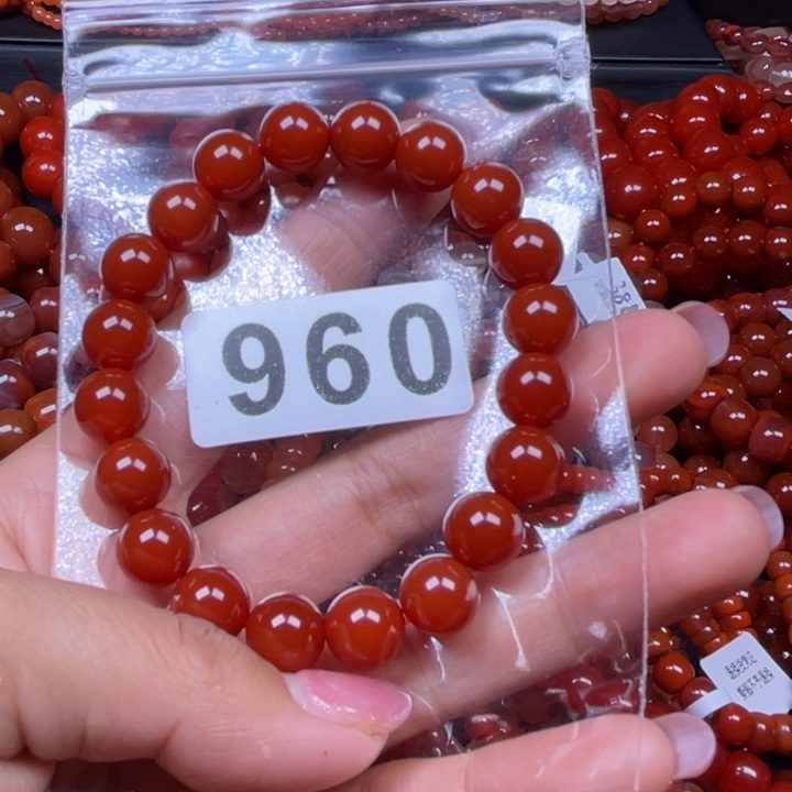 十***玥南红玛瑙未镶嵌手链