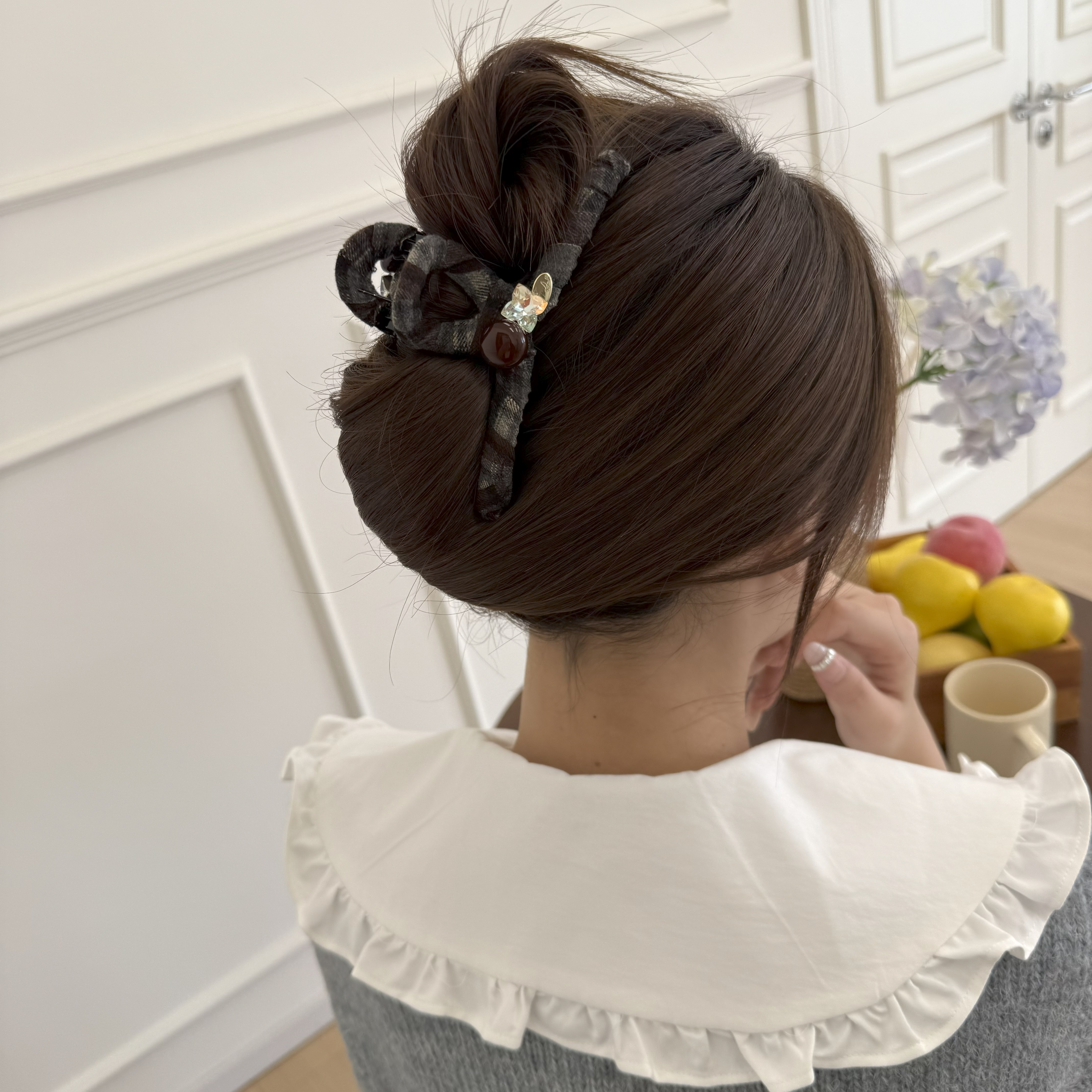 【流光牧野】精品水晶绒感咖色格子糖豆时尚百搭十三公分抓夹4618