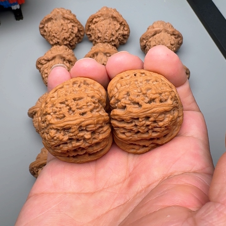 文玩核桃把件南疆石40