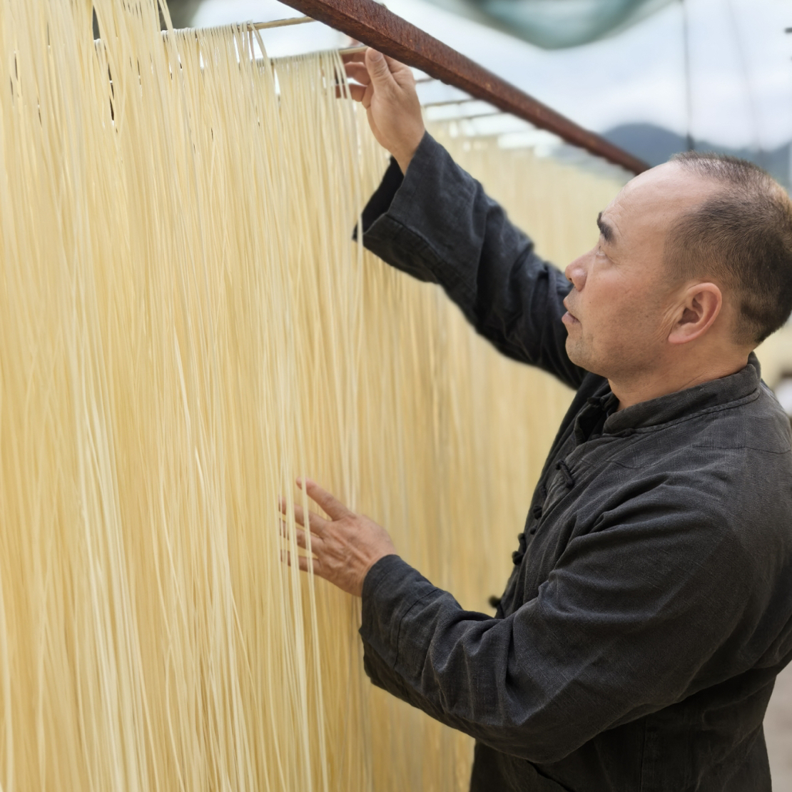 湘西农家手工纯元葛根面条