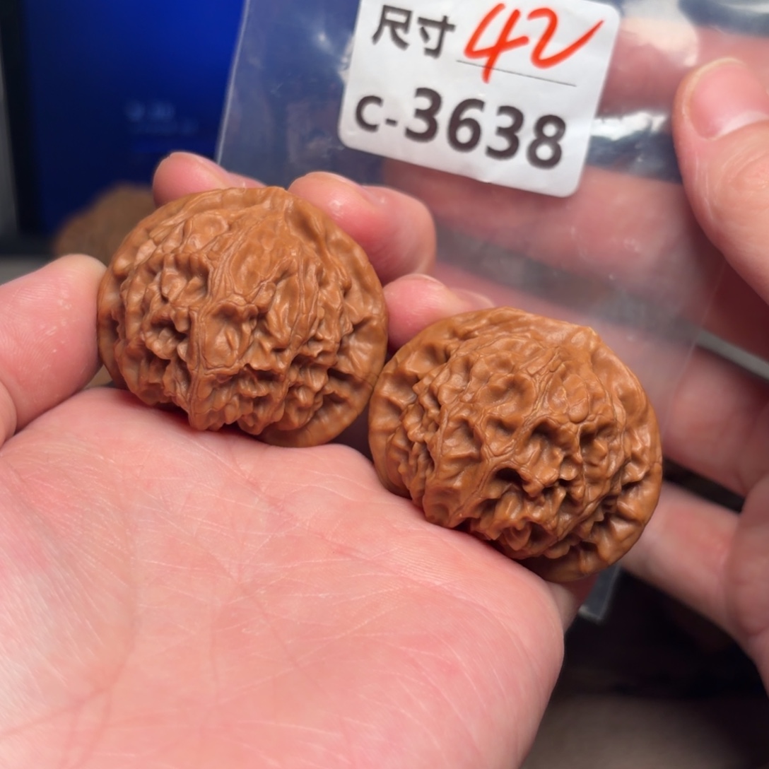 文玩核桃把件42宫灯3638号