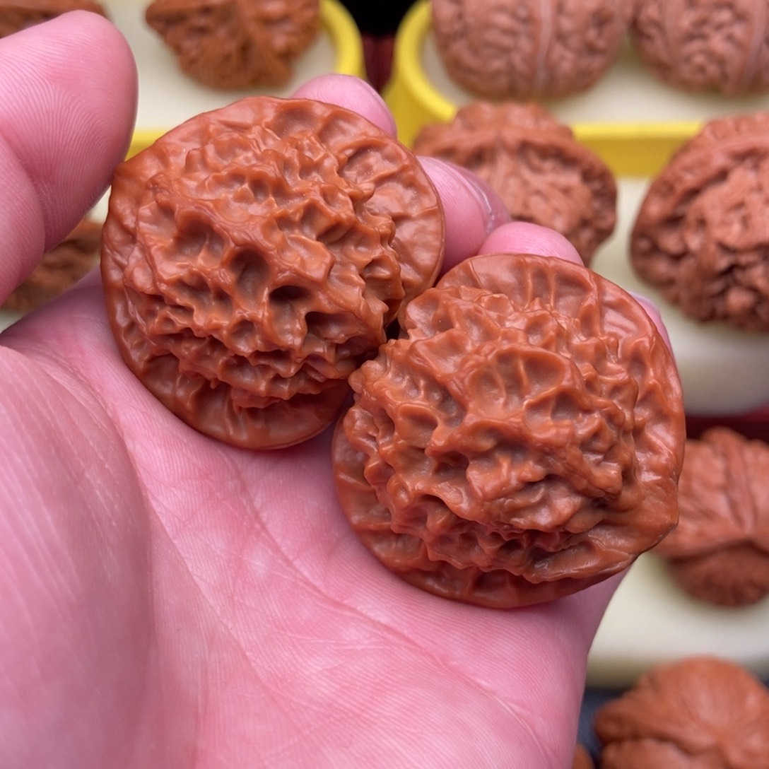 文玩核桃把件呵***呵龙鳞41