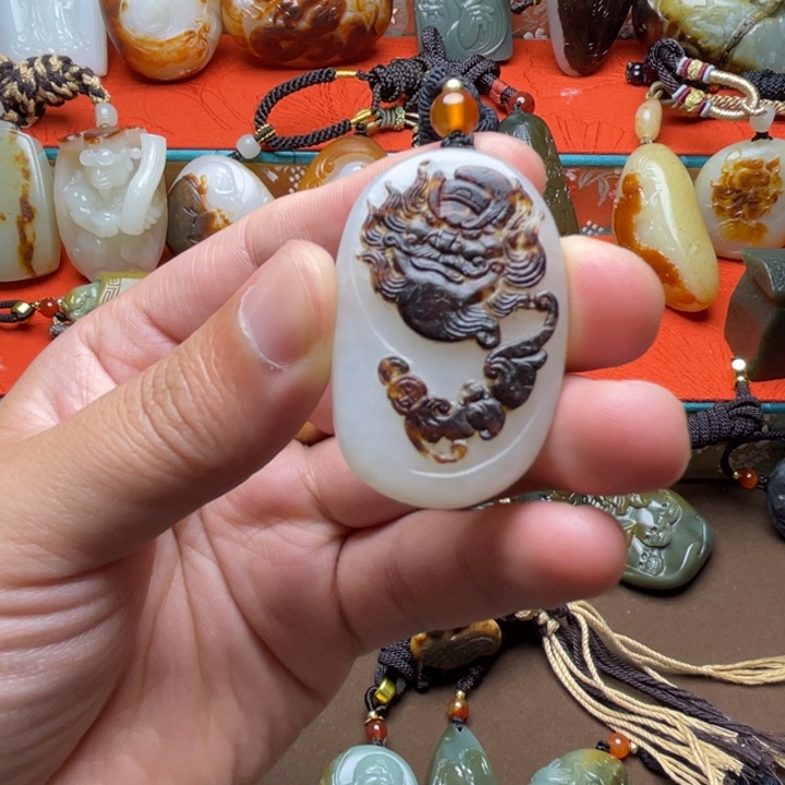 未镶嵌和田玉把件