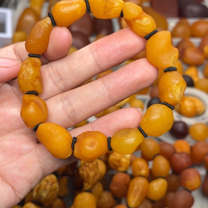 琥珀未镶嵌裸石天然蜜蜡手串