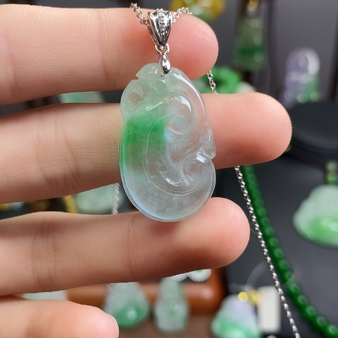 吊坠(赠链)未镶嵌翡翠