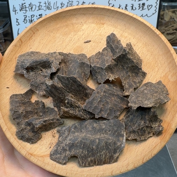 越南芽庄生结10克。