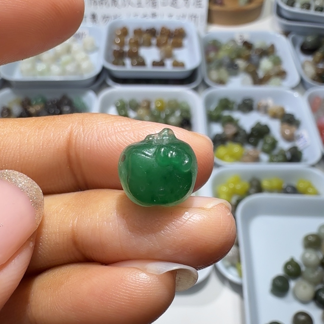 和田玉未镶嵌珠宝奇石