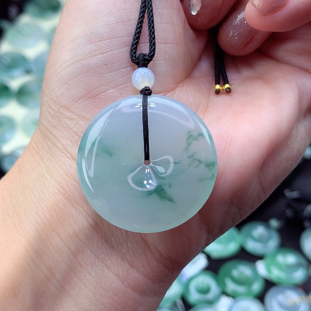 翡翠颈饰未镶嵌尺寸30.3/5.8