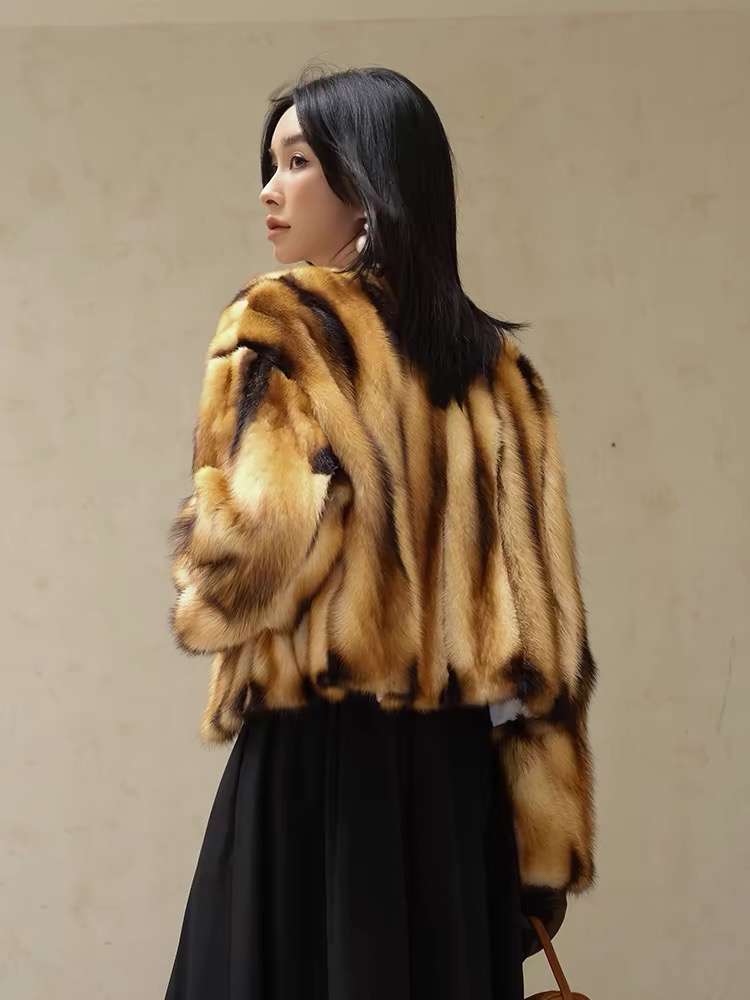 价格链接～以直播间为准～新款高端大气韩版修身外套女