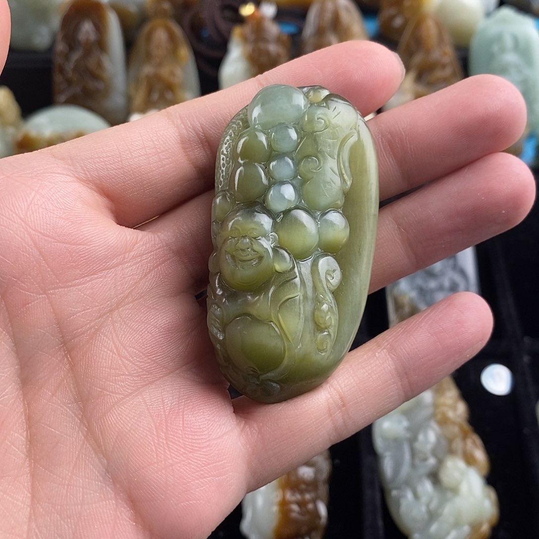 和田玉挂件未镶嵌