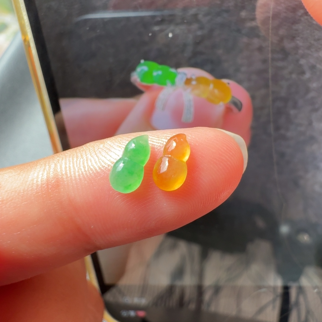 定制翡翠未镶嵌高冰葫芦对戒