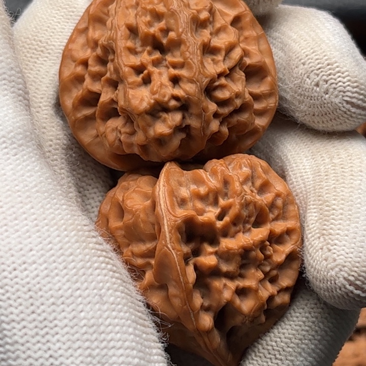 曾***西吊坠文玩核桃无名