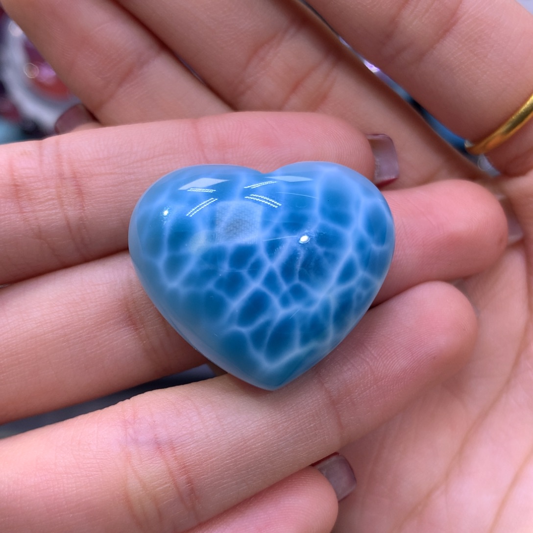 针钠钙石（海纹石）颈饰未镶嵌大*?