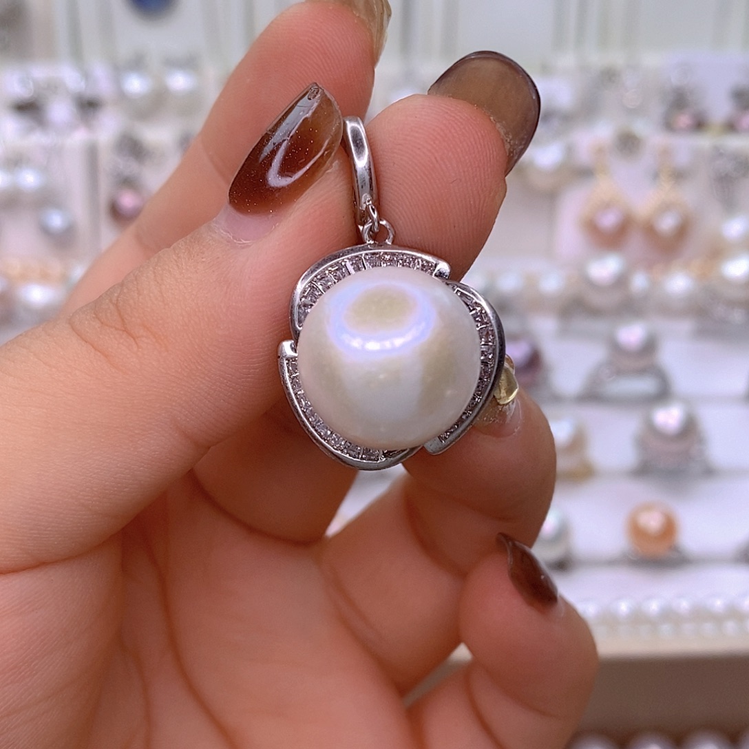 颈饰未镶嵌淡水珍珠