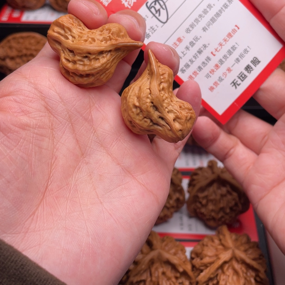 文玩核桃把件鸳鸯