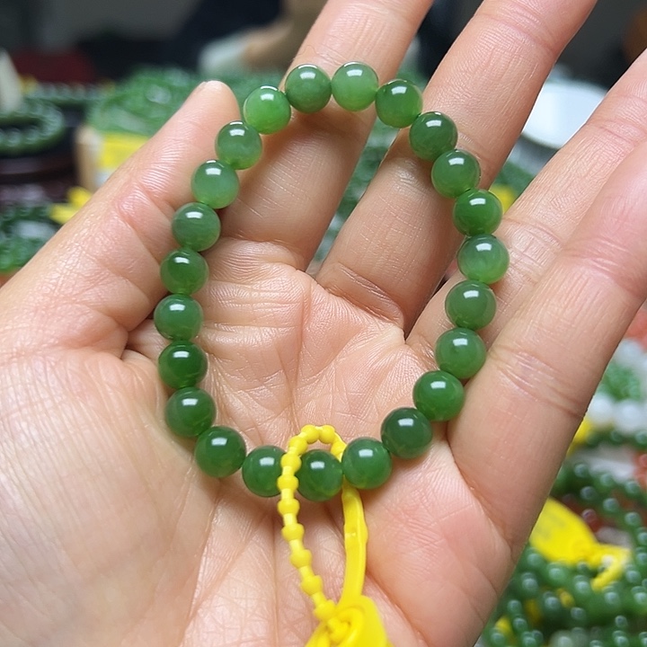 和田玉（碧玉）未镶嵌手链