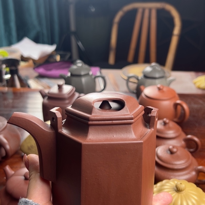 紫砂茶壶佳**胎紫泥提梁微瑕